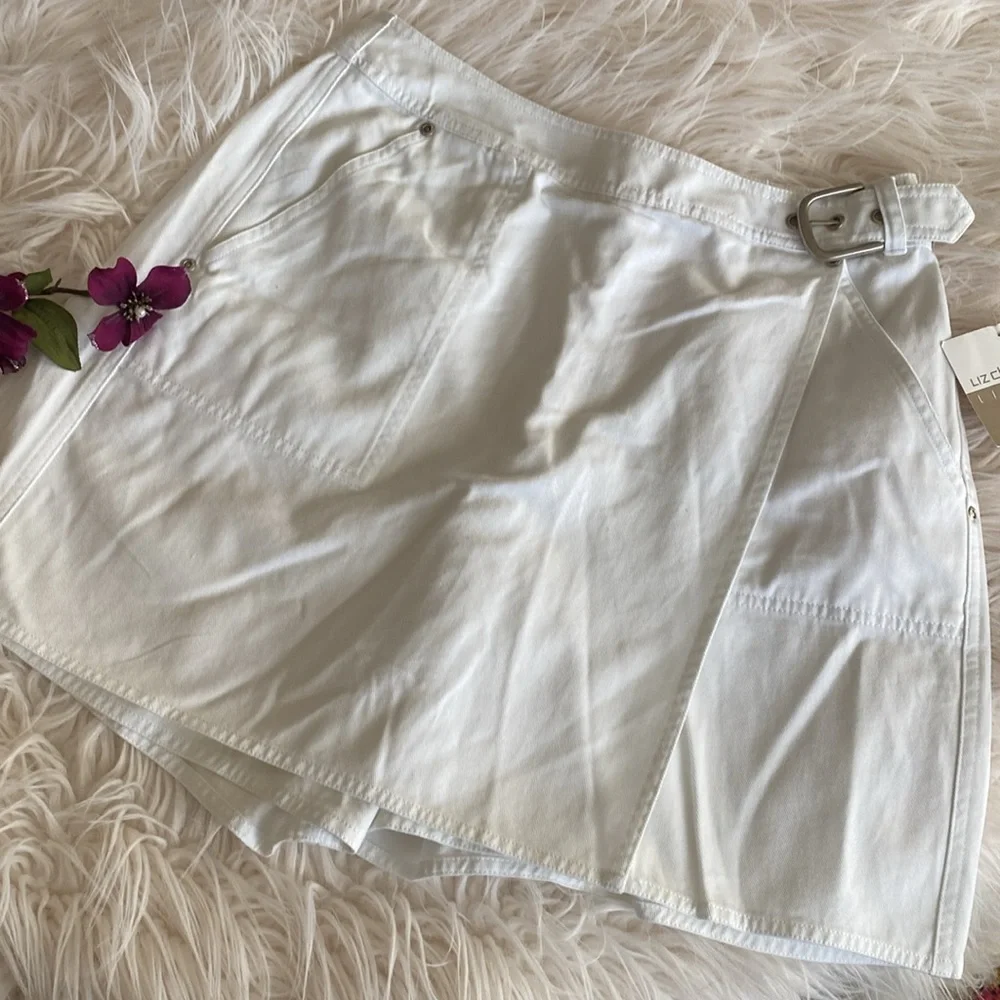 LIZ CLAIBORNE skort